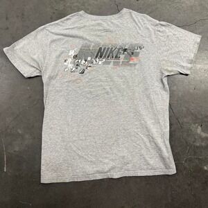 Y2K Nike tee‎